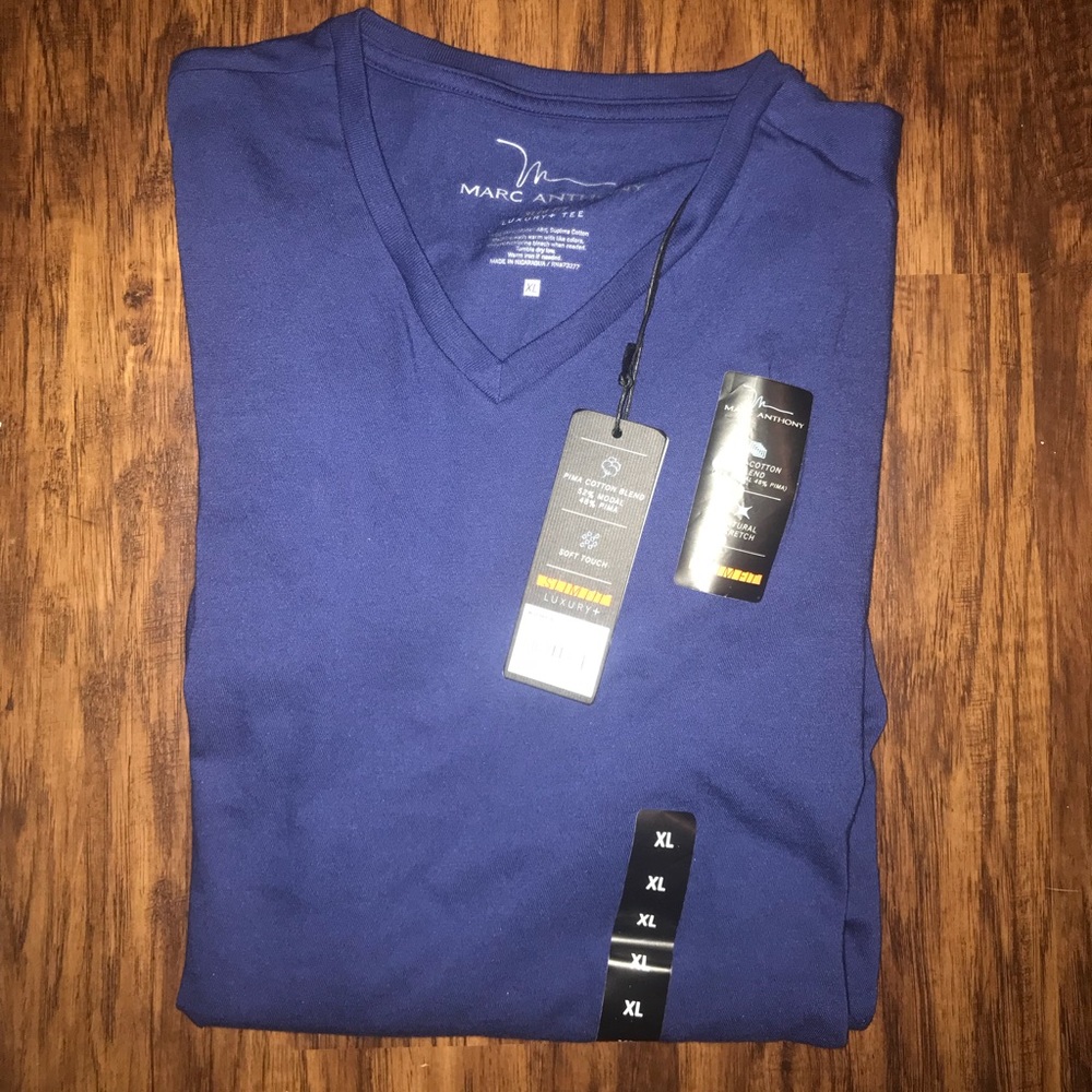 Men’s v-neck